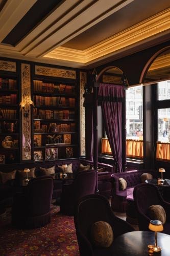 Deluxe King Room Near Holborn Station LON 6 Luxury Bookings