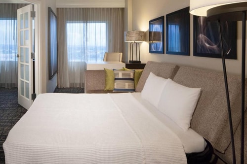 One Bedroom Suite Near Cavender's Boot City DAL 1 Luxury Bookings