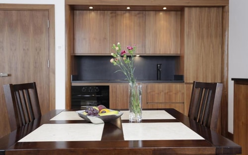 Executive Suite Near Cosmo Nannies LON 3 Luxury Bookings