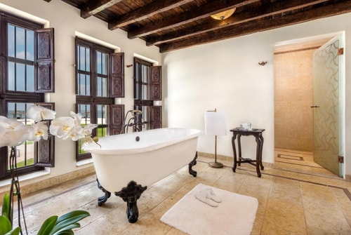 One Bedroom Near Al Maya Staff Accommodation 20 Luxury Bookings