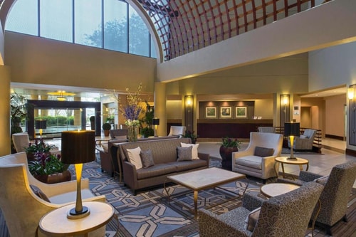 Queen Guest Room Near Dyer Stadium HOU 4 Luxury Bookings