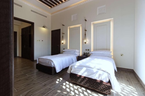 Deluxe King Room Near Luxury Desert Adventure 2 Luxury Bookings