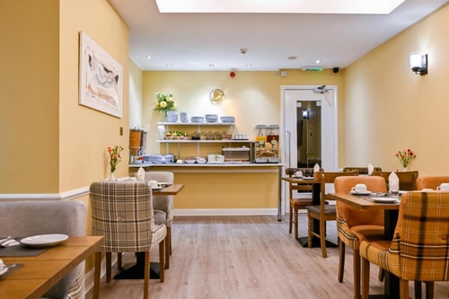 Double Room Near Cleveland Square LON 5 Luxury Bookings