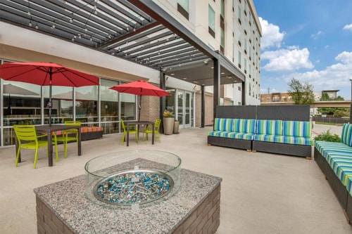 King Studio Suite Near American Red Cross DAL 13 Luxury Bookings