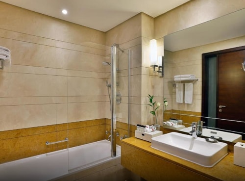 Superior King Or Twin Room Near Al Fahad Tower 2 4 Luxury Bookings