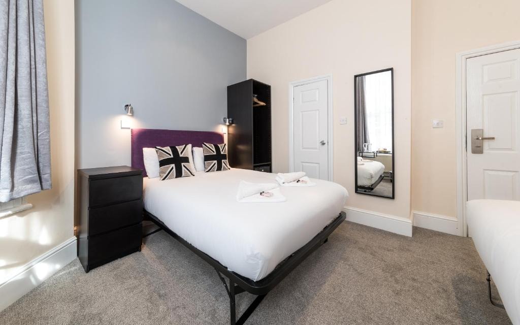 Double Or Twin Room Near Big Picture LON Luxury Bookings