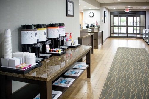 King Room Near Wilchester Elementary School HOU 6 Luxury Bookings