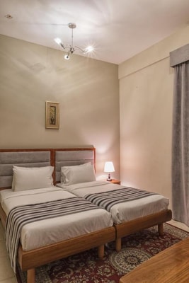 Deluxe Two Bedroom Apartment Near Mall Of Emirates 1 Luxury Bookings
