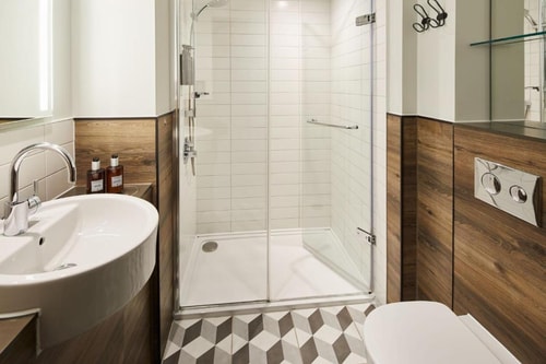 Studio Near Tanner Street Park LON 5 Luxury Bookings