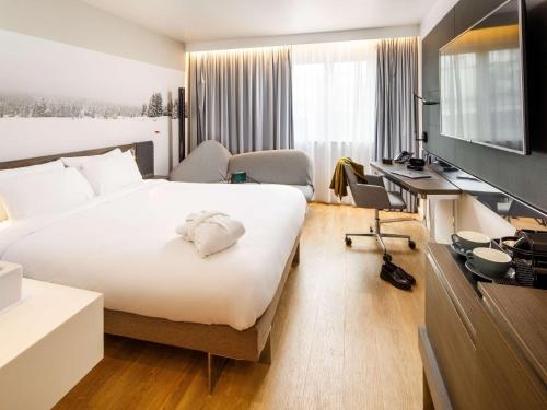 Superior Room Near Freshwave cleaners LON Luxury Bookings