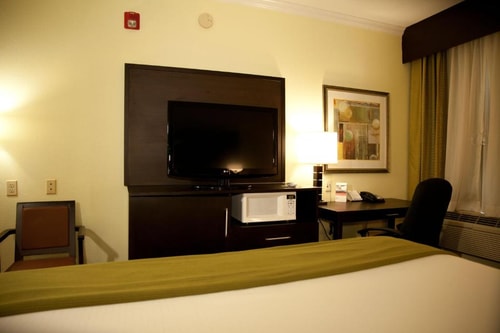 Standard Room Near Cranbrook Center HOU 1 Luxury Bookings