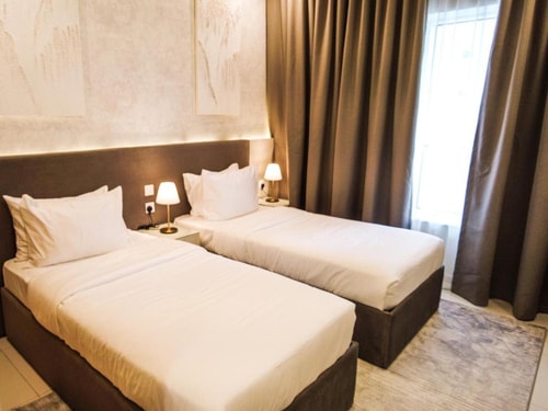 One Bedroom Apartment Near Capital Park Luxury Bookings