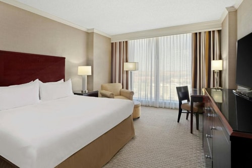 King Room Near Heart of Texas Classic DAL 2 Luxury Bookings