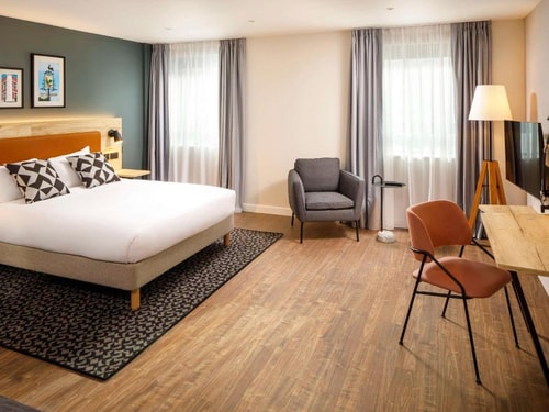 One Bedroom Apartment Near Sutton High School LON Luxury Bookings