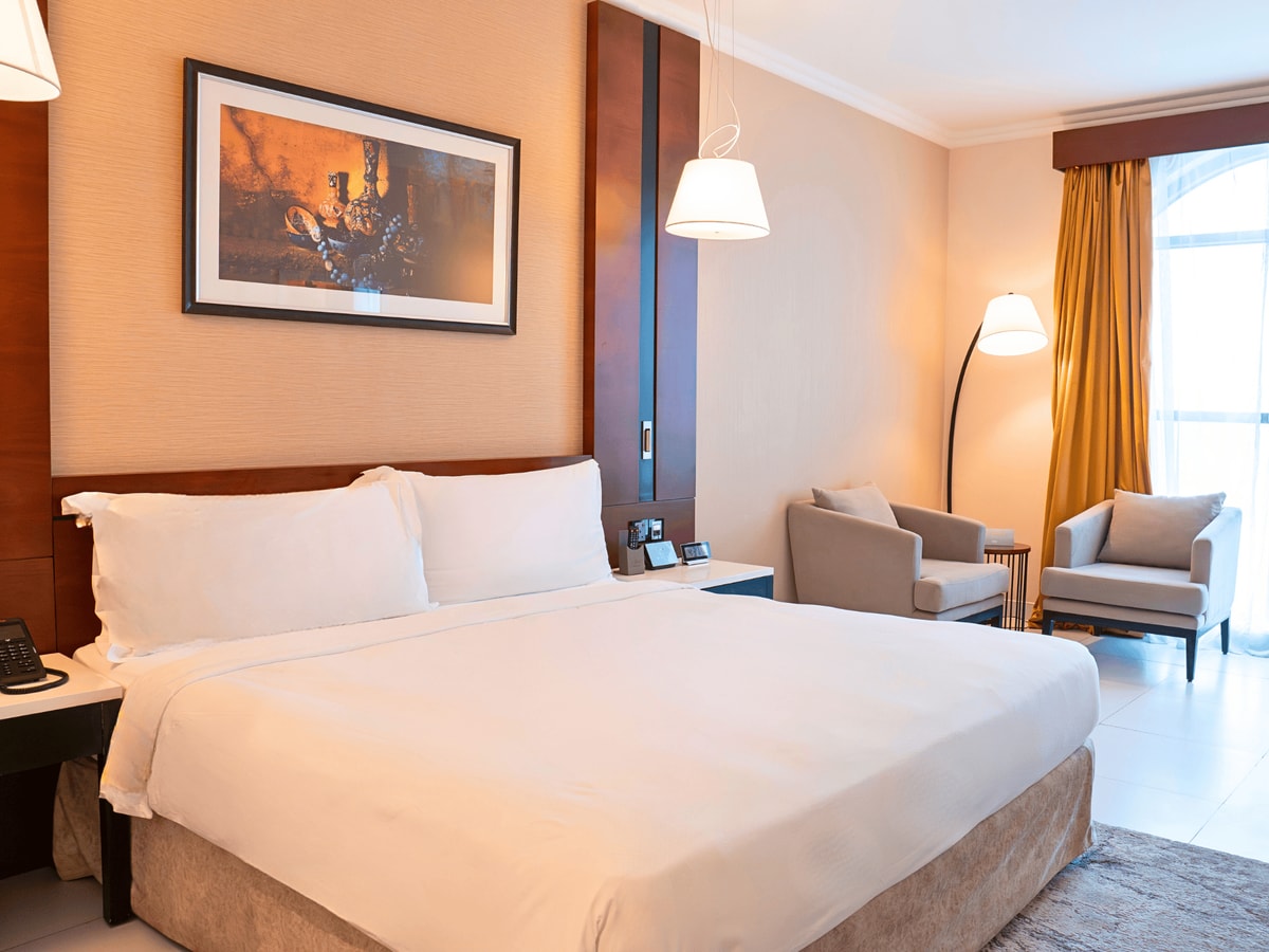 New Executive one Bedroom Suite Near Mashreq Metro Luxury Bookings
