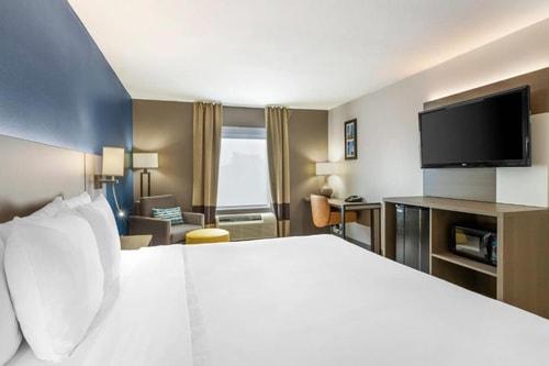 King Room Near Suns Wholesale Club HOU 2 Luxury Bookings
