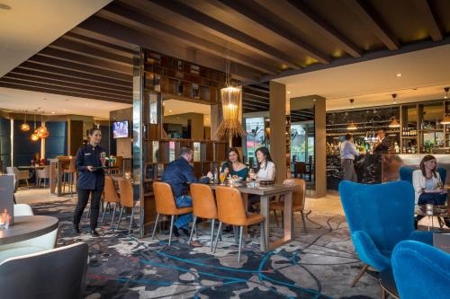 Deluxe Double Room Near Saudi Arabia Embassy LON 8 Luxury Bookings