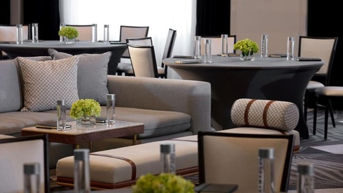 King Room Near Paparazzi Chophouse DAL 17 Luxury Bookings