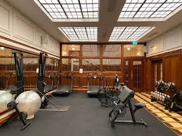 Queen Room Near Browan Solicitors Limited LON 14 Luxury Bookings
