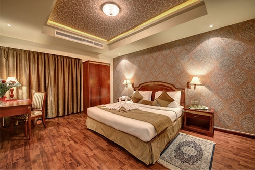 King Or Twin Suite Room Near To Al Rigga Metro Ab Luxury Bookings