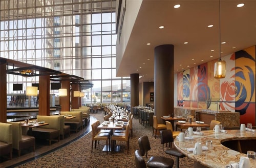 Queen Room Near Reunion Tower DAL 14 Luxury Bookings