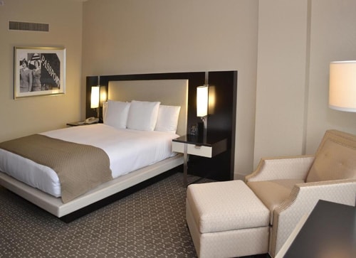 King Room Near William P Hobby Airport HOU 2 Luxury Bookings