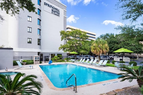 King Suite With Sofa Bed Near NRG Center HOU 9 Luxury Bookings