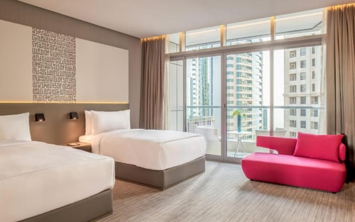 Two Bedroom Residence Near Sadaf Building 2 Luxury Bookings