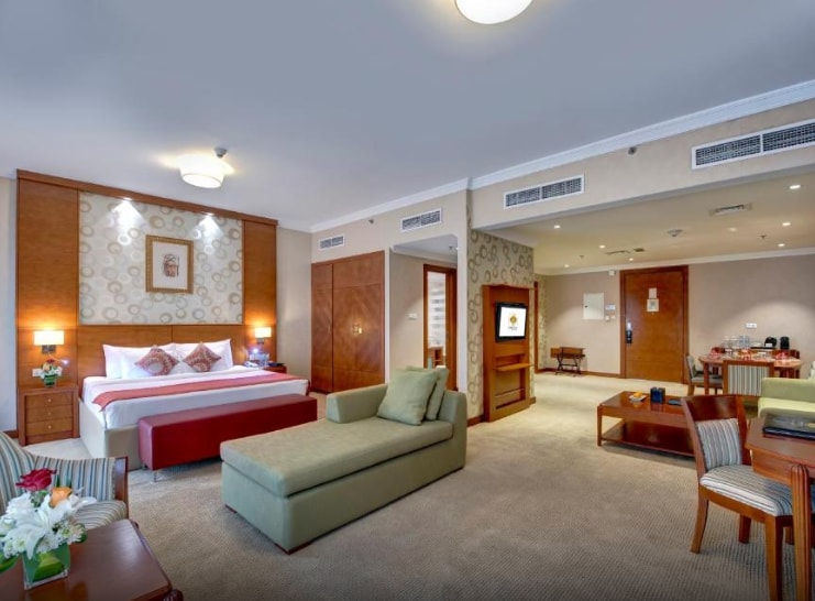 Executive Suite Near Mall Of Emirates Luxury Bookings