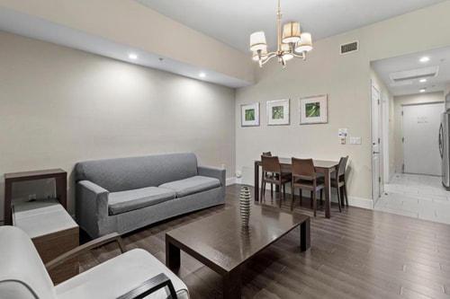 King Studio Near The UPS Store MIA 3 Luxury Bookings