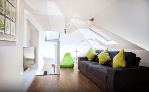 Two Bedroom Apartment Near Tantric Journey LON 10 Luxury Bookings