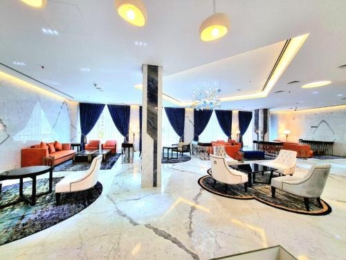 Premium Twin Room Near City Down Mini Mart Dubai 5 Luxury Bookings