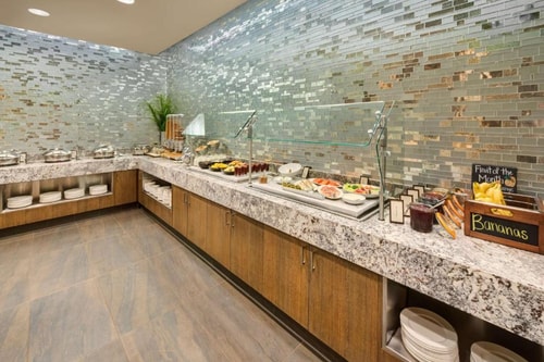 King Room Near Post Oak Ambassador Way HOU 9 Luxury Bookings
