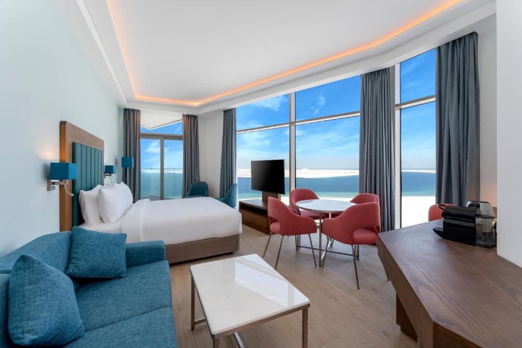 Junior Suite With Balcony Sea View At Dubai Island Luxury Bookings