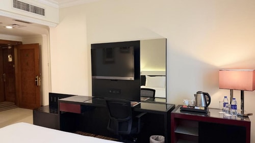 Executive King Or Twin Room Near Al Ghurrair Mall 6 Luxury Bookings