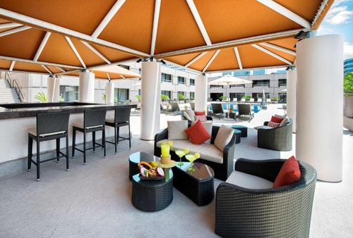 King Room Near Post Oak Ambassador Way HOU 7 Luxury Bookings