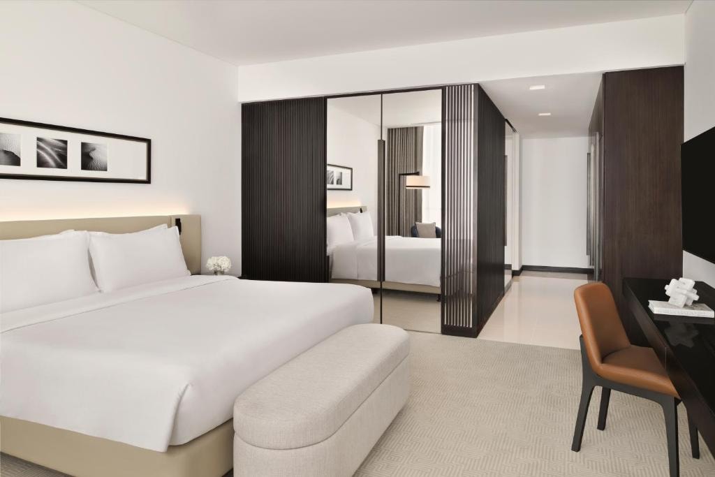 One Bedroom Apartment Near by Trade Center Dubai Luxury Bookings
