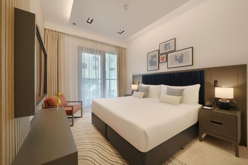 Deluxe One Bedroom Apartment Near Nakheel Mall Luxury Bookings