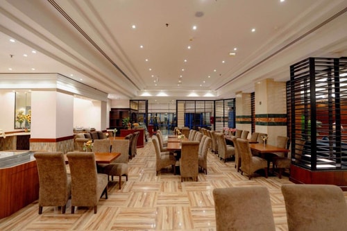 Deluxe King Or Twin Room Near Abuhail Centre Dubai 12 Luxury Bookings