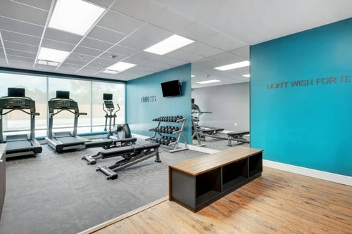King Room Near Windfern Business Park HOU 9 Luxury Bookings