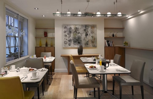 Deluxe Double Room Near Core Flex Pilate LON 9 Luxury Bookings