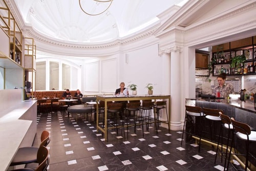 Queen Room Near Museum of Freemasonry LON 7 Luxury Bookings