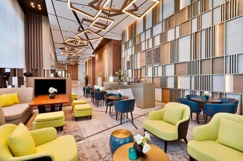 Standard King Or Twin Room Near Mall Of Emirates 8 Luxury Bookings