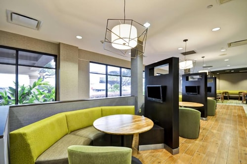 King Room Near Terry Hershey Park HOU 7 Luxury Bookings
