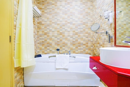 Deluxe Room Near Dubai Fertility Center 4 Luxury Bookings