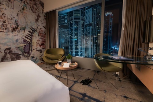 Executive Room Near Dubai Media City Park 3 Luxury Bookings