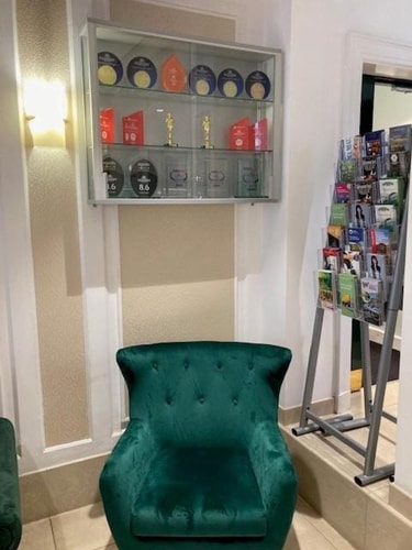 Double Room Near The Cartoon Museum LON 8 Luxury Bookings