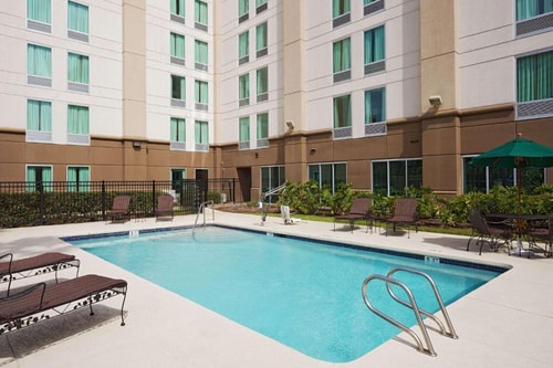 King Room Near Post Oak Park HOU 2 Luxury Bookings