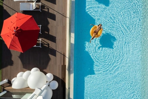 1 Bedroom Suite With Balcony in Palm Jumeirah 17 Luxury Bookings