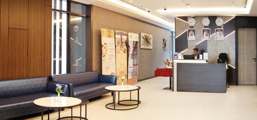 Standard King Or Twin Room Near Al Jadaf Metro 10 Luxury Bookings